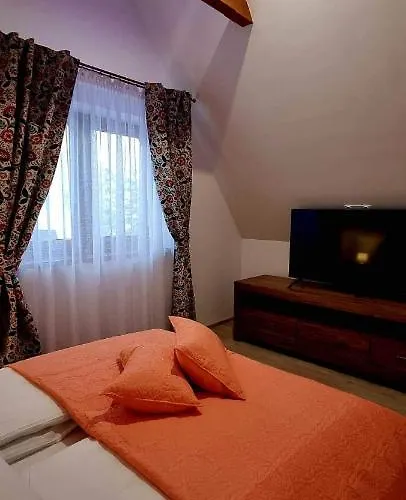 U Lapow Bed & Breakfast 3*